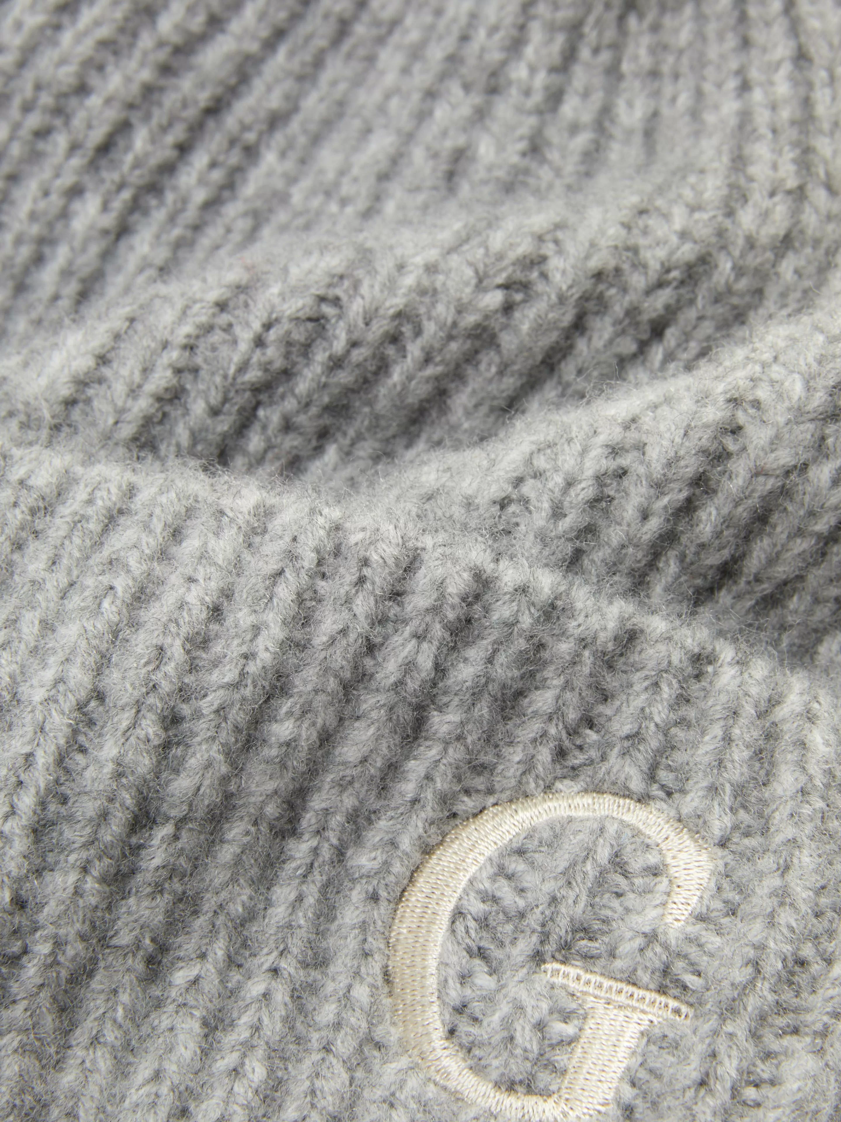 Bonnet à Pompon Avec Initiale Brodée-Primark Hot
