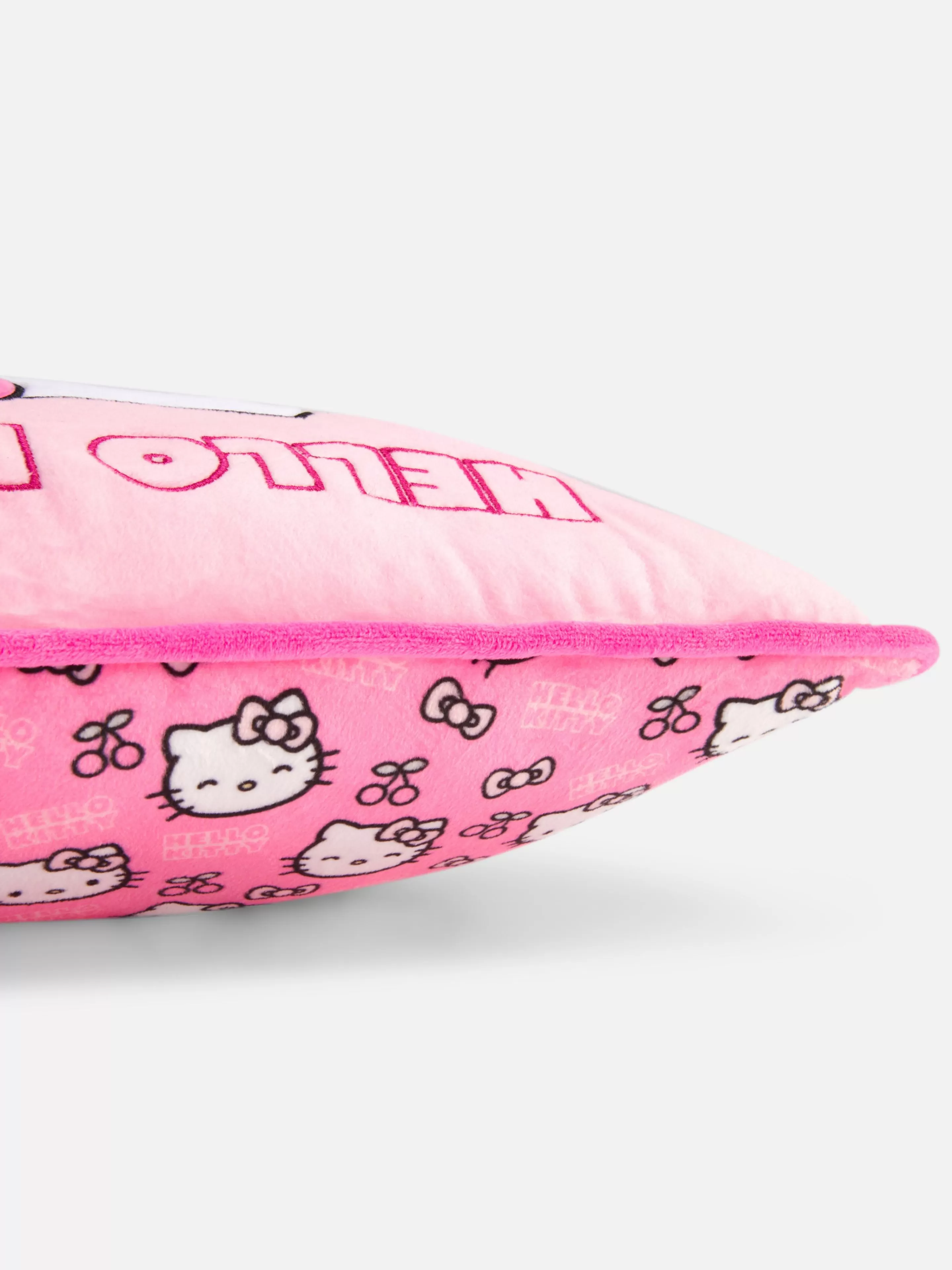 Coussin Allongé Hello Kitty-Primark Sale