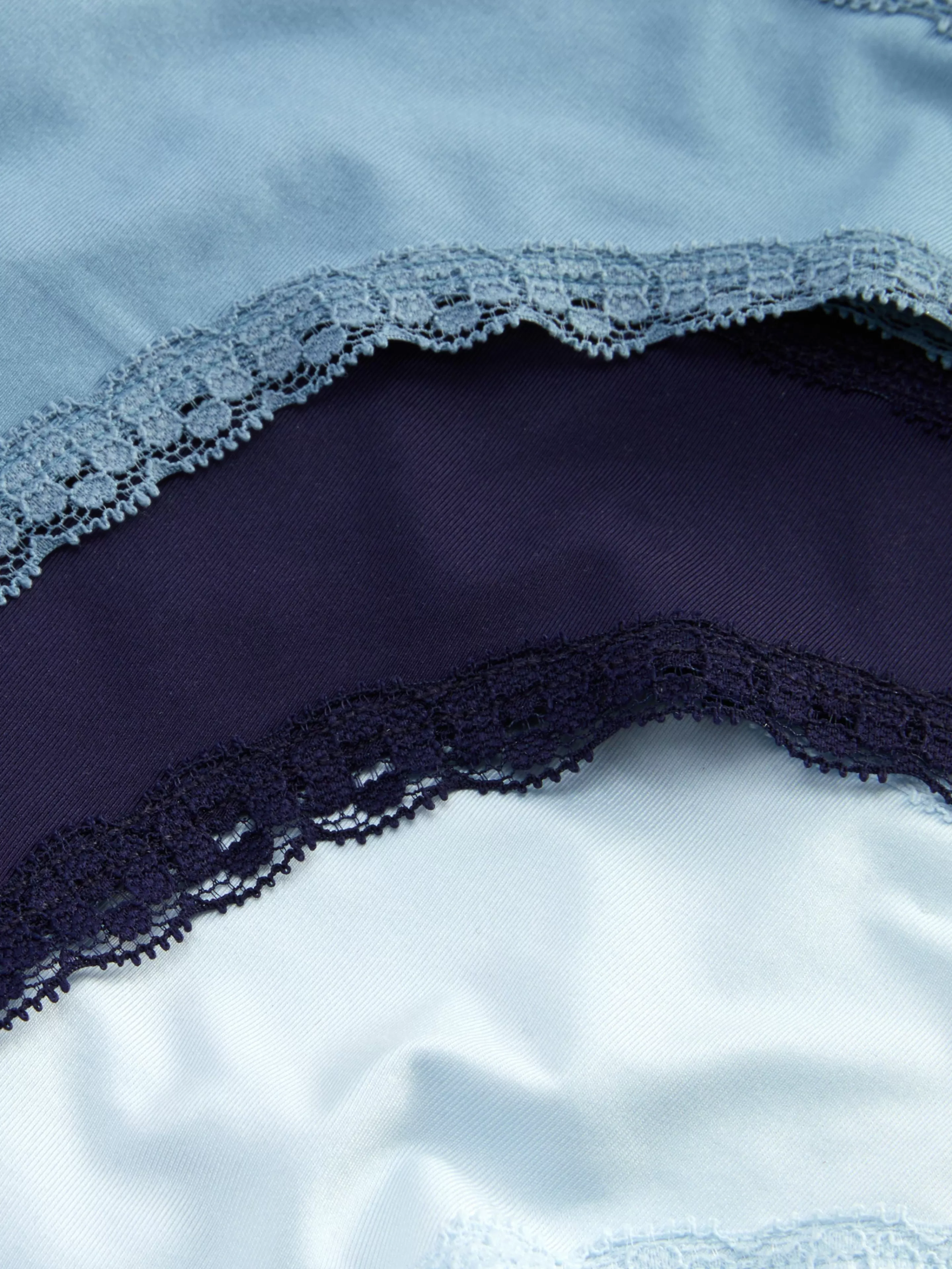 Lot De 3 Strings En Microfibre Et En Dentelle-Primark Fashion