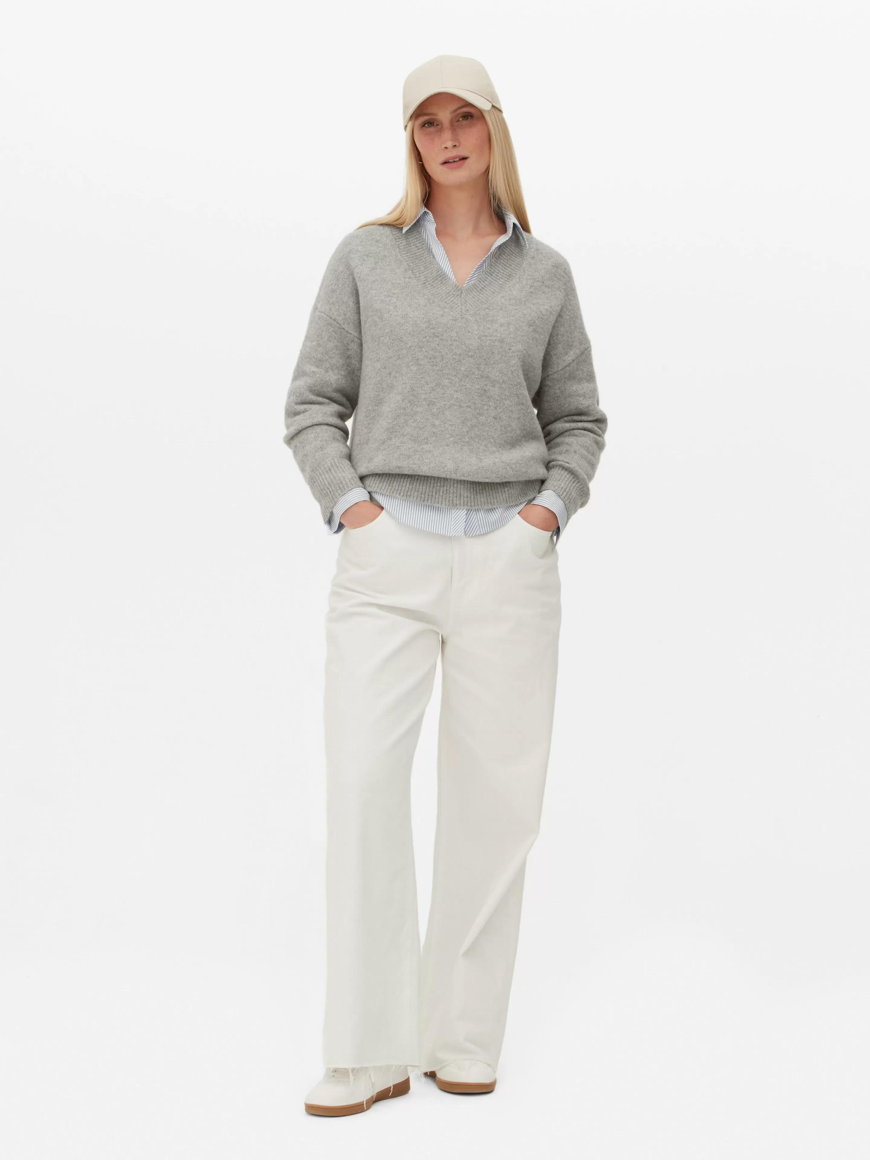 Pull Col V-Primark Flash Sale
