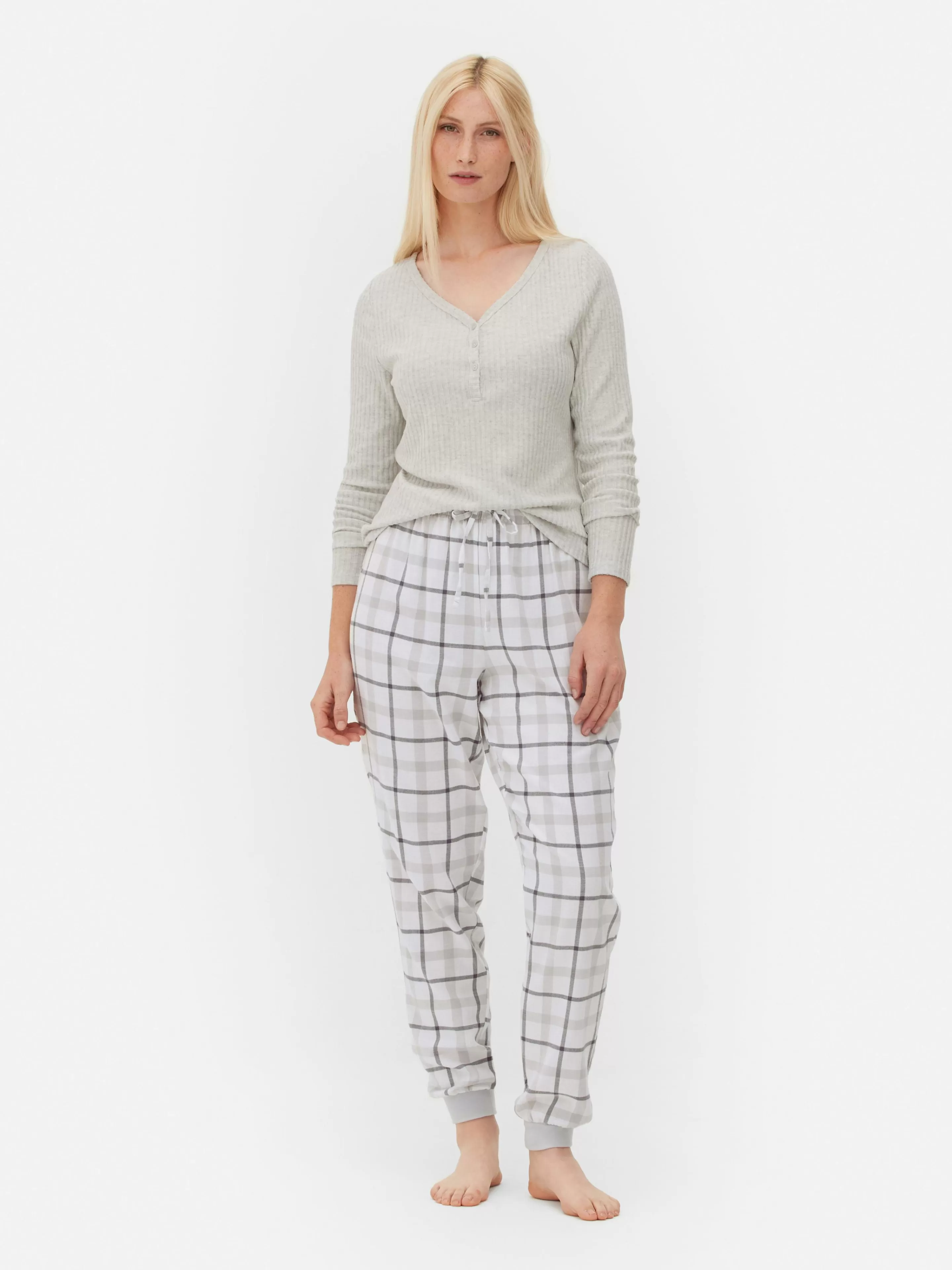 Pyjama à Manches Longues Avec Bas à Carreaux-Primark Shop