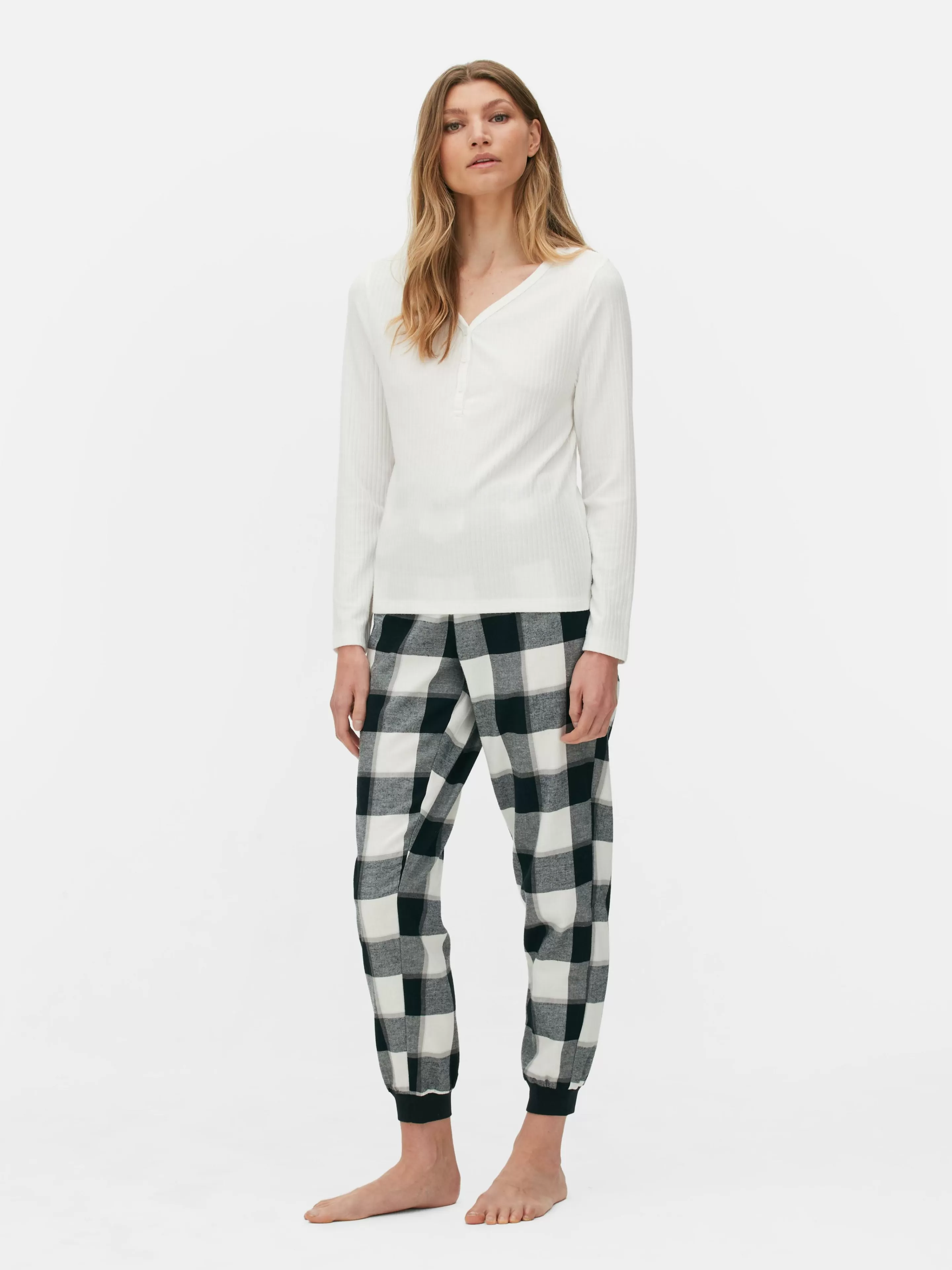 Pyjama à Manches Longues Avec Bas à Carreaux-Primark Flash Sale