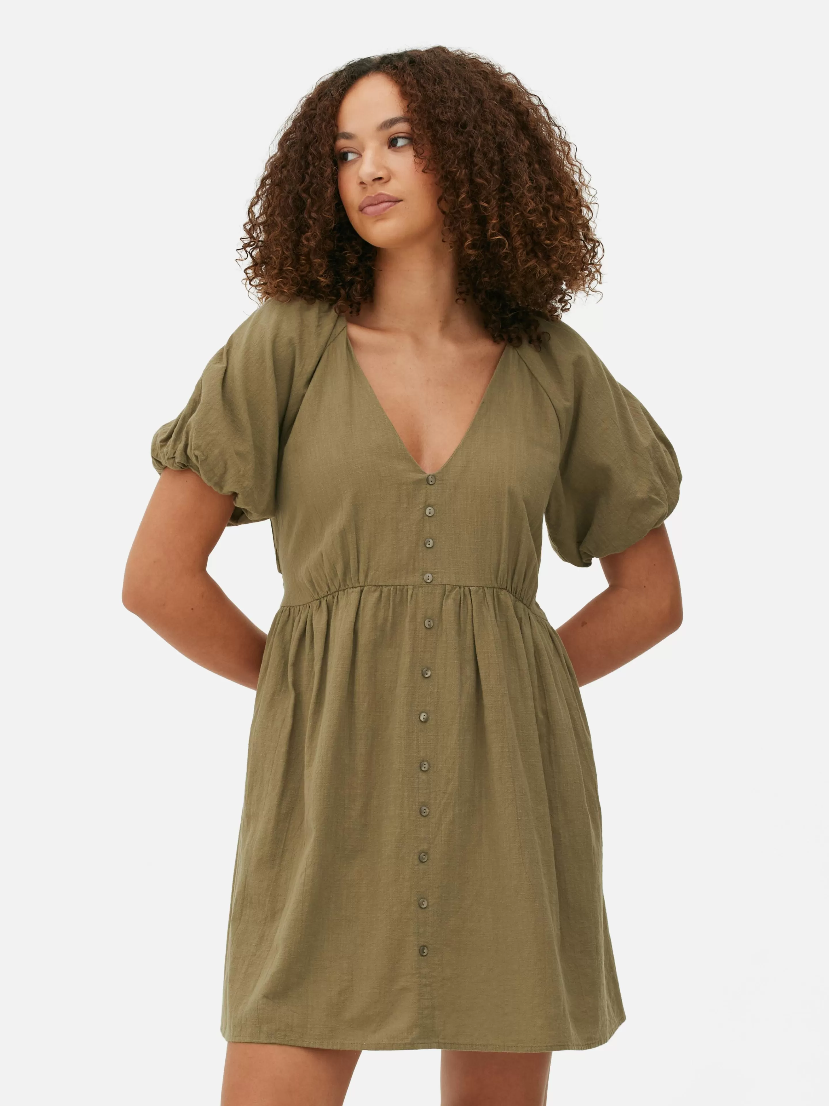 Robe à Smocks, Manches Bouffantes Et Col En V-Primark Fashion