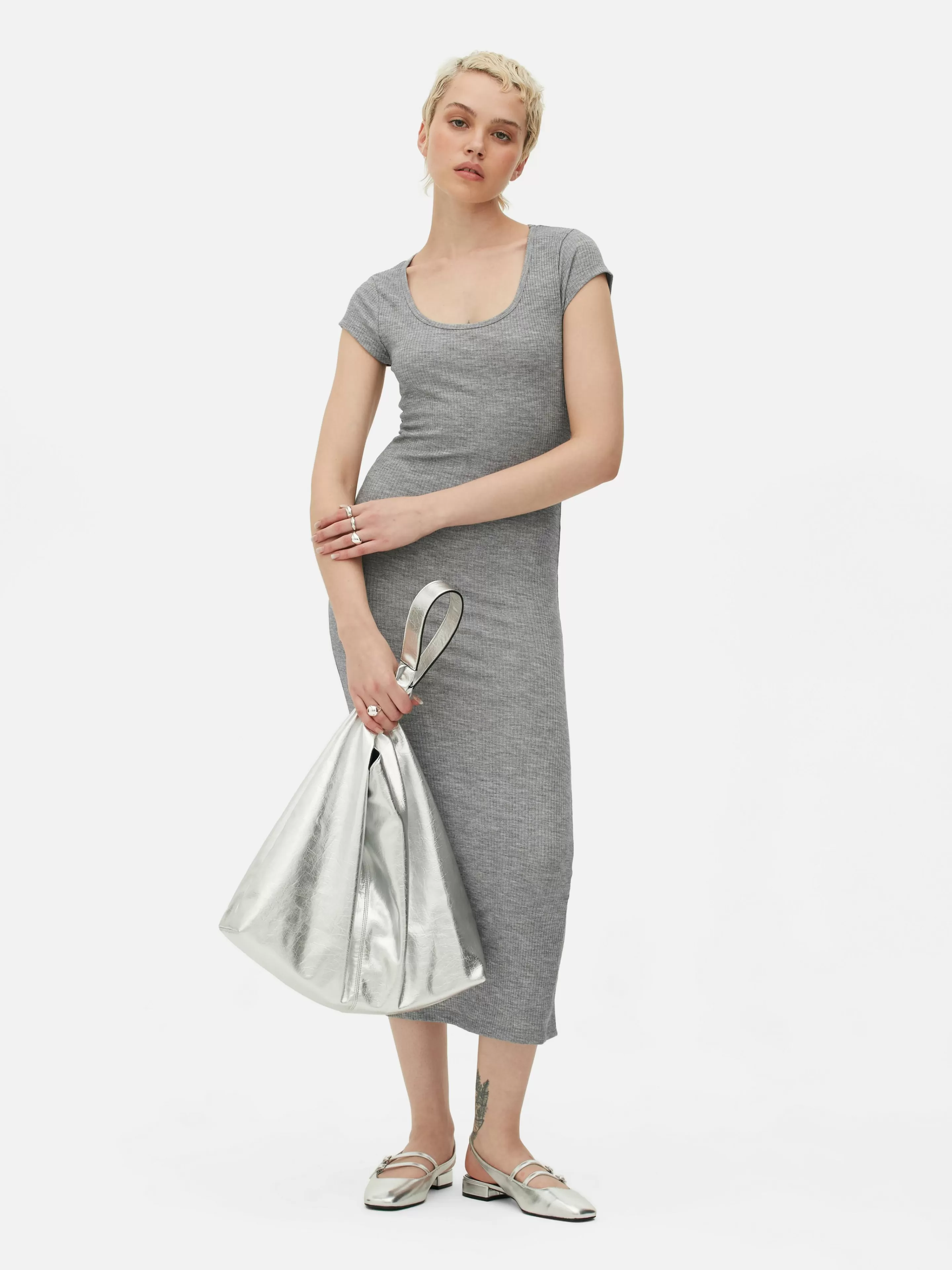 Robe Mi-longue Côtelée Et Décolletée-Primark New
