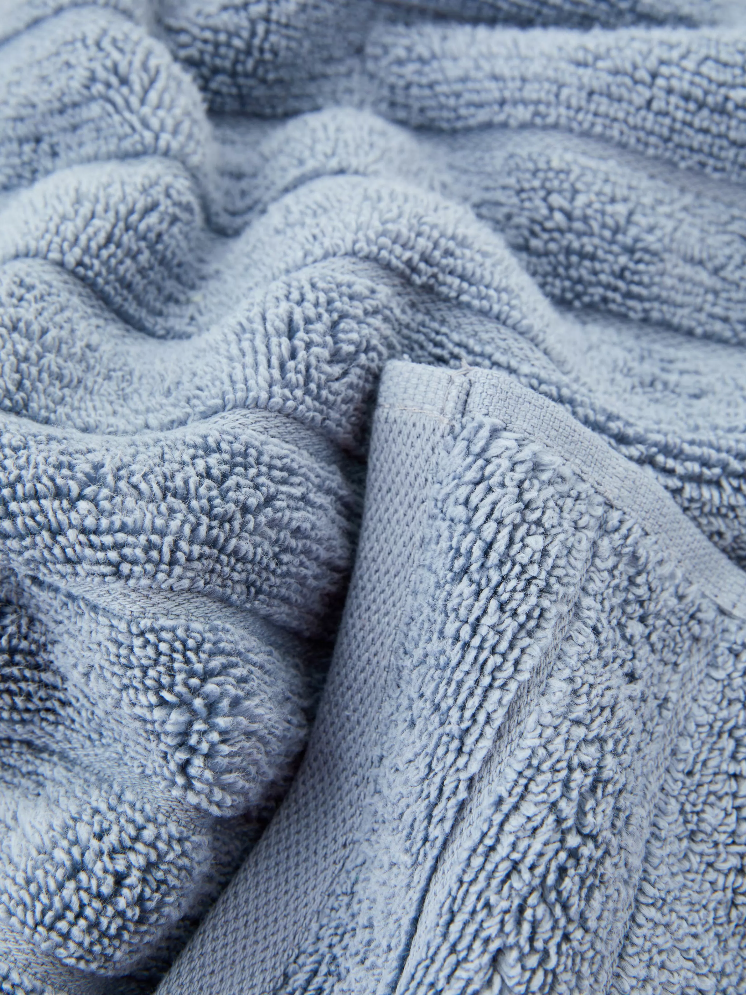 Serviette De Bain Côtelée Texturée-Primark Shop