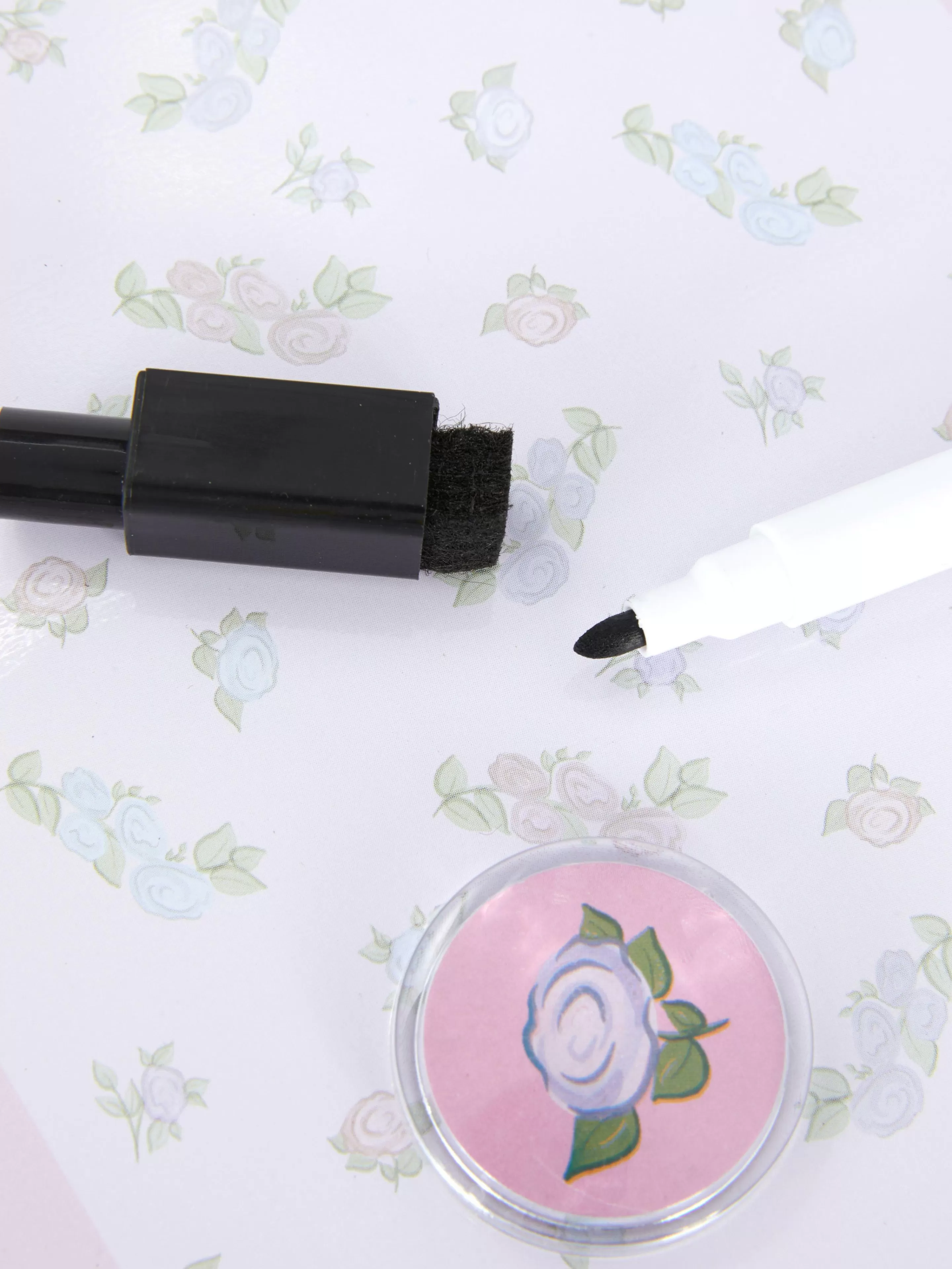 Tableau Blanc à Motif Floral-Primark Cheap