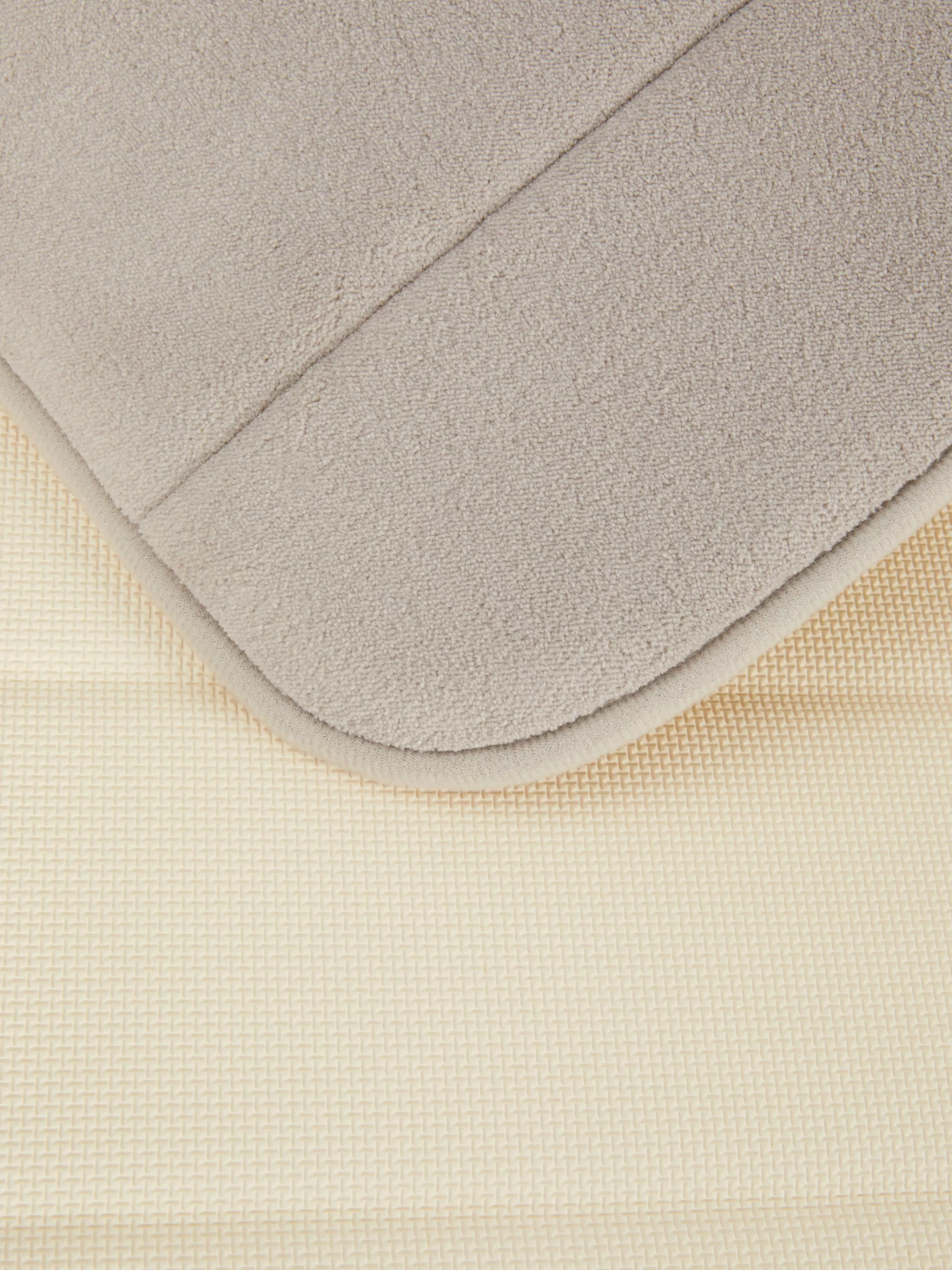 Tapis De Bain En Mousse à Mémoire De Forme-Primark Shop
